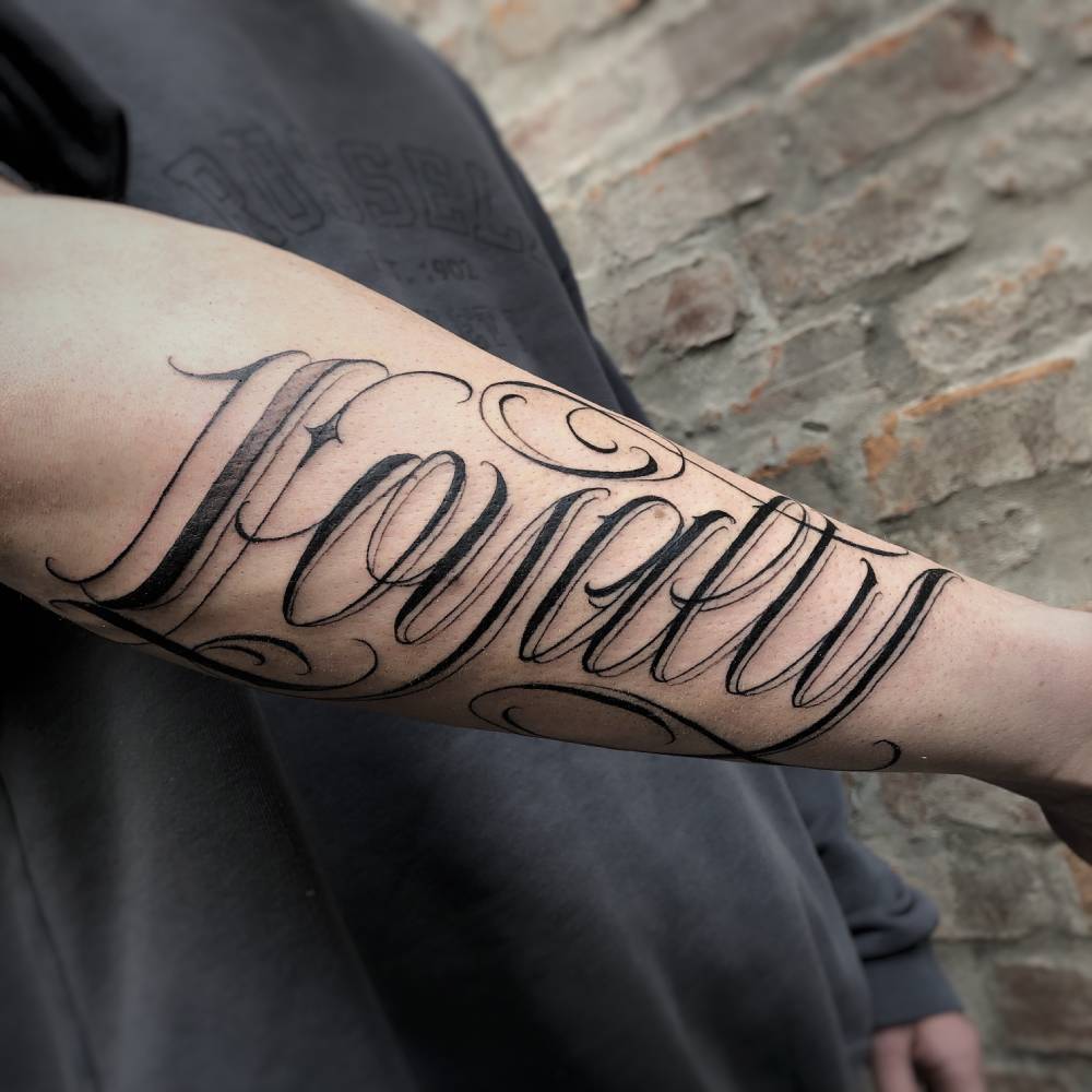 Tatuaggi Lettering a Bologna, by Gio Fini